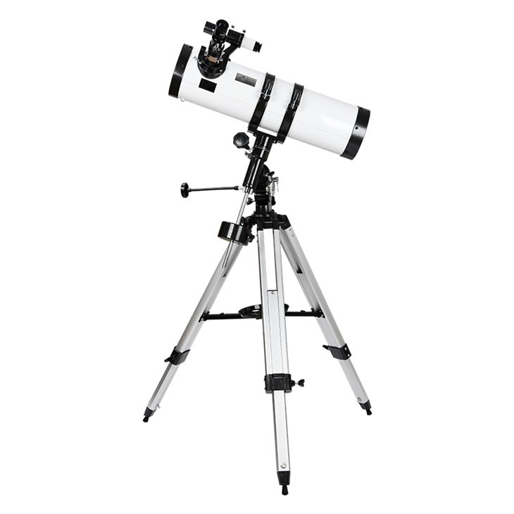 Astronomski teleskop sa reflektorom od 130 mm
